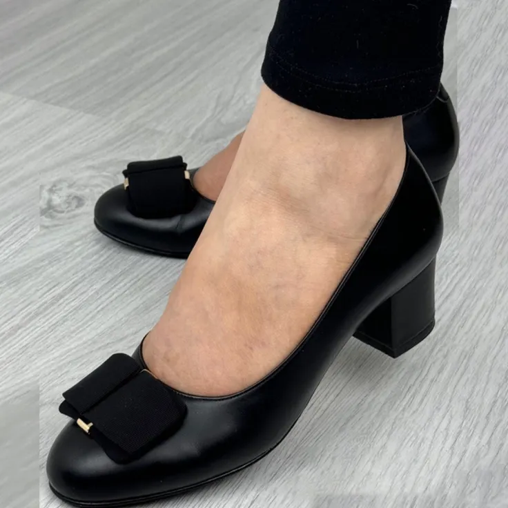 کفش زنانه چرم طبیعی روزمره مدل پازل