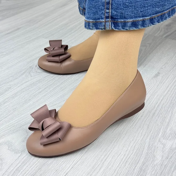 کفش زنانه چرم گاوی پاپیون ساتن